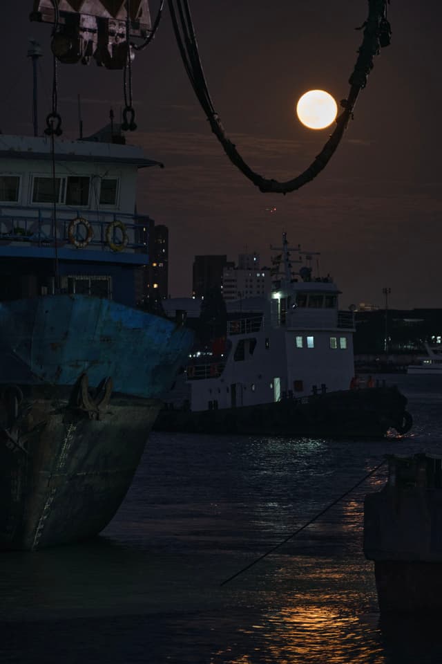 Moon river