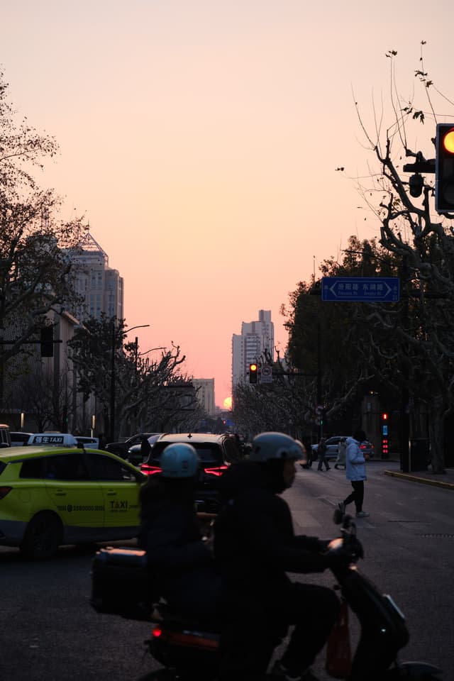 Sunset Blvd.